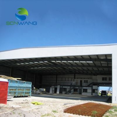 Magazzino di stoccaggio con struttura in acciaio industriale con pendenza del tetto del 10% e isolamento in lana di vetro/lana di roccia