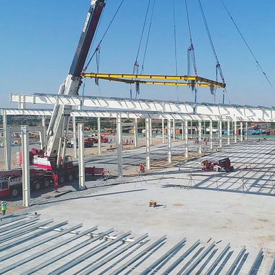 Edificio per officina a grande campata, capannone prefabbricato con struttura in acciaio, standard AISC / EN / JIS / GB