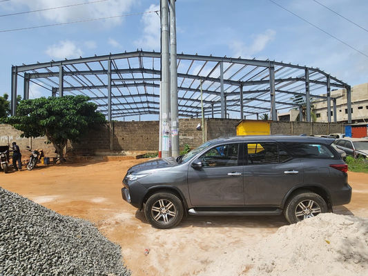 Q355B Edifici prefabbricati per magazzini in acciaio