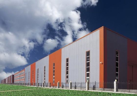 Immagazzino di strutture in acciaio prefabbricato con progettazione del telaio del portale