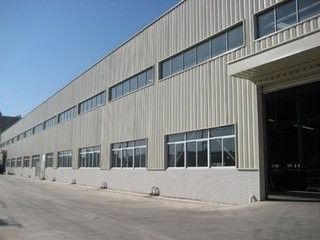 Moderna struttura in acciaio personalizzabile