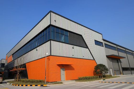 Edificio di magazzino prefabbricato personalizzabile per soluzioni di stoccaggio